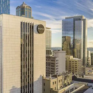 Hilton Motif **** Seattle